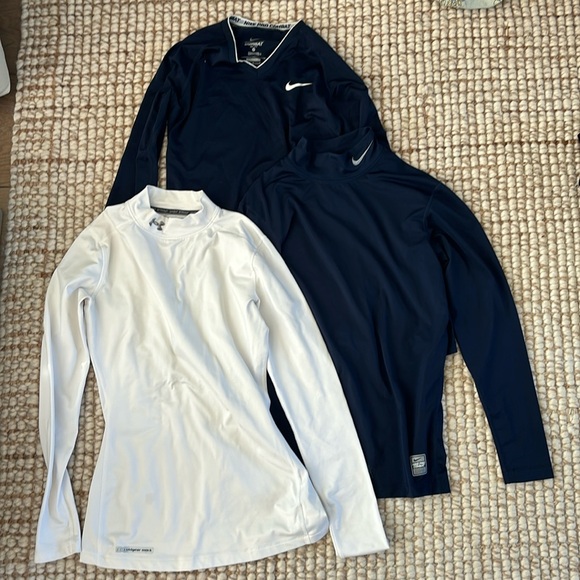 Nike Tops - Nike pro combat